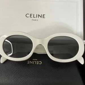 Celine | Accessories | Celine Cl494u 25a Triomphe Oval Women  display picture 3